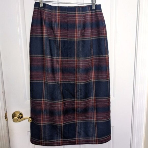 Talbots 100% Wool Plaid Wrap Skirt With Leather Buckle Accents 8 Petites - Picture 4 of 5